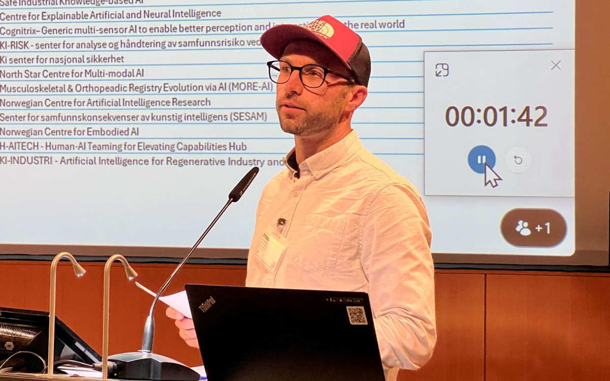 Daniel Weiss pitcher NordregAI. Foto: Beate Nicoline Andersen / Forskningsrådet