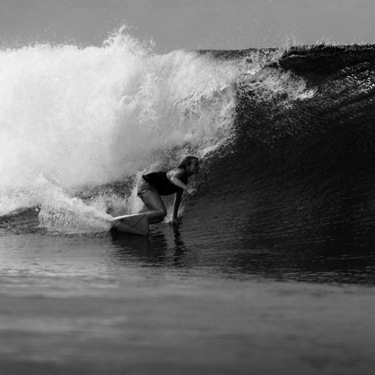 Bølger finnes mange steder, blant annet i Sumbawa i Indonesia. Foto: Privat
